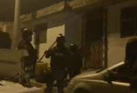 Policía decomisó drogas, armas de fuego, celulares; hubo detenidos vinculados a Los Lobos.