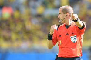 Mark Geiger ya pit&oacute; un partido en este Mundial, el Colombia-Grecia. Foto: AFP