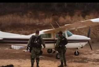 Una avioneta tipo Cesna fue capturada con un cargamento de droga en su interior.