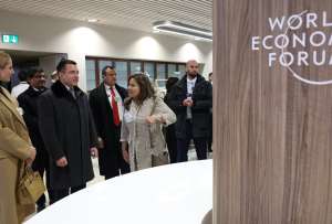 Daniel Noboa participa en la apertura del Foro Econ&oacute;mico Mundial 2026, en Davos, Suiza.