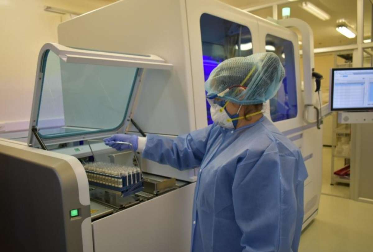 Ministerio de Salud pide evitar reuniones sociales para evitar el contagio comunitario de &Oacute;micron