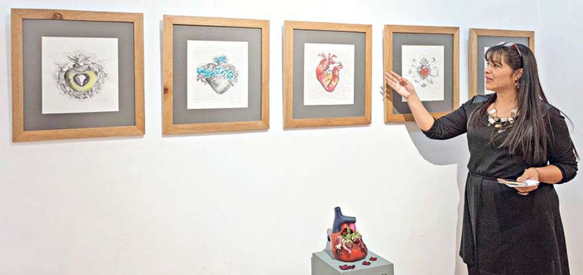 La artista visual Sabina Paredes regresa con una muestra interdisciplinaria. 