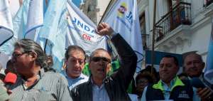 Ayer Oswaldo Chica, presidente de la CUT, convoc&oacute; a un plant&oacute;n para el jueves en la Plaza Grande.