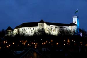 La arquitectura medieval de las ciudades balc&aacute;nicas atraen la atenci&oacute;n de los turistas.