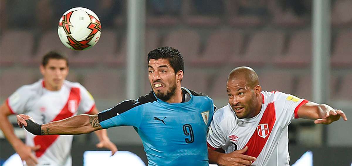 Per&uacute; derrot&oacute; a Uruguay y  lo baj&oacute; del segundo puesto