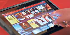 Uno de los servicios m&aacute;s requeridos y a la vez m&aacute;s complicados de acceder por los viajes es Netflix. Foto: Internet