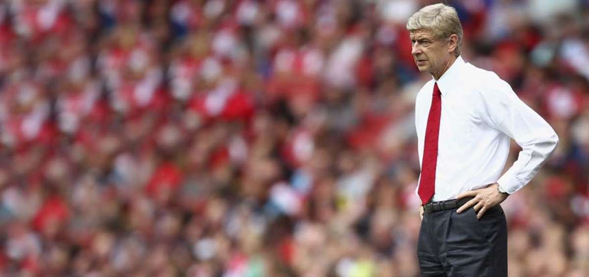 Wenger dice que el traspaso de Neymar "va m&aacute;s all&aacute; de lo racional"
