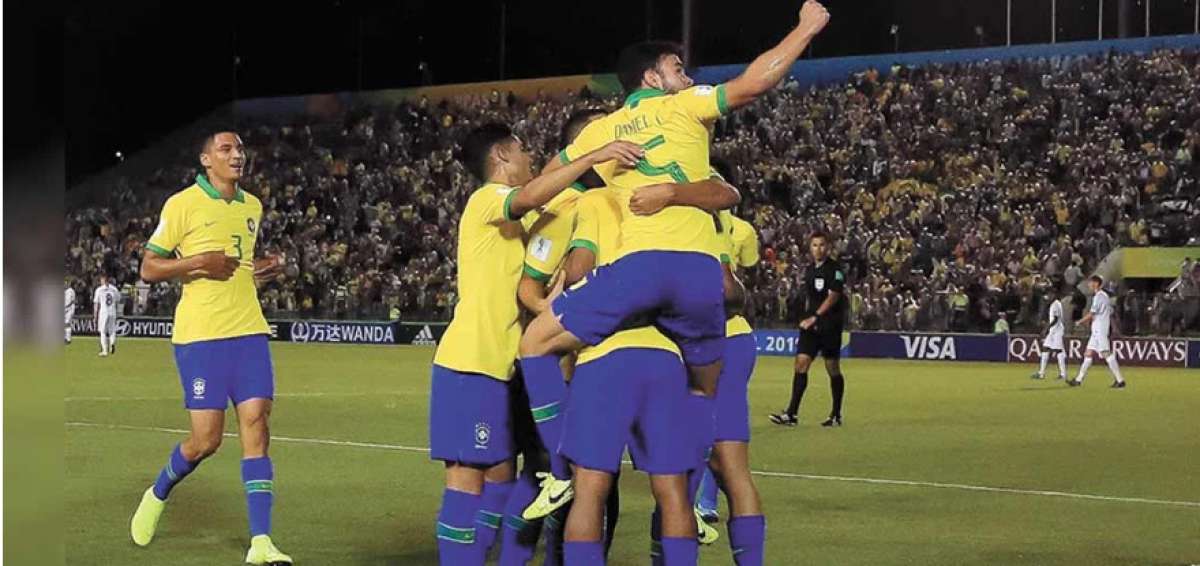 La &ldquo;Verdeamarela&rdquo; enfrentar&aacute; a la escuadra &ldquo;Azurra&rdquo; despu&eacute;s de la apretada victoria (3-2) sobre Chile en los octavos de final. Italia derrot&oacute; 1-0 a Ecuador.