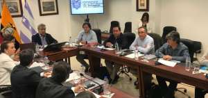 Gobierno recogi&oacute; propuestas de economistas de la Academia