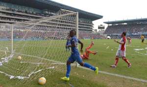 &Aacute;rbitros y precios de entrada para cotejo de Emelec en Copa