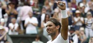 Nadal avanza a cuartos de final de Wimbledon y supera a Bj&ouml;rn Borg