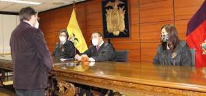 Exministro Alecksey Mosquera pidi&oacute; disculpas p&uacute;blicas y el CNE le suspendi&oacute; sus derechos pol&iacute;ticos