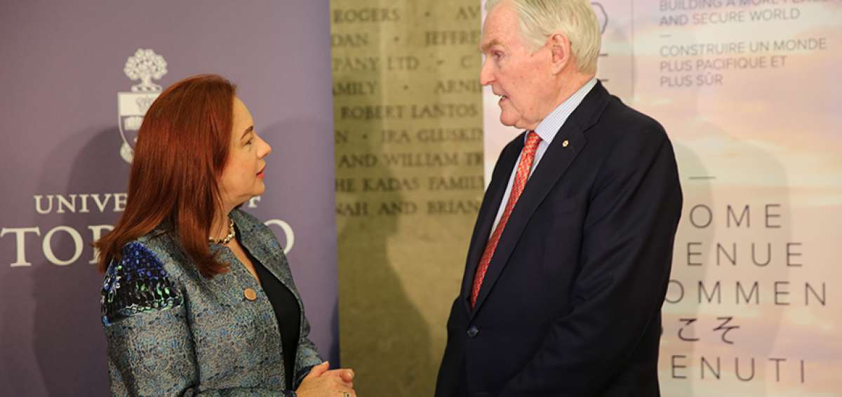 La canciller Mar&iacute;a Fernanda Espinosa se reuni&oacute; con Michael Wilson, rector de la Universidad de Toronto en el G7.