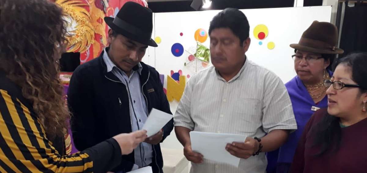 Miembros del Centro de Derechos Econ&oacute;micos y Sociales se reunieron con dirigentes ind&iacute;genas.