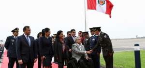Len&iacute;n Moreno, presidente de Ecuador, a su arribo a Lima.