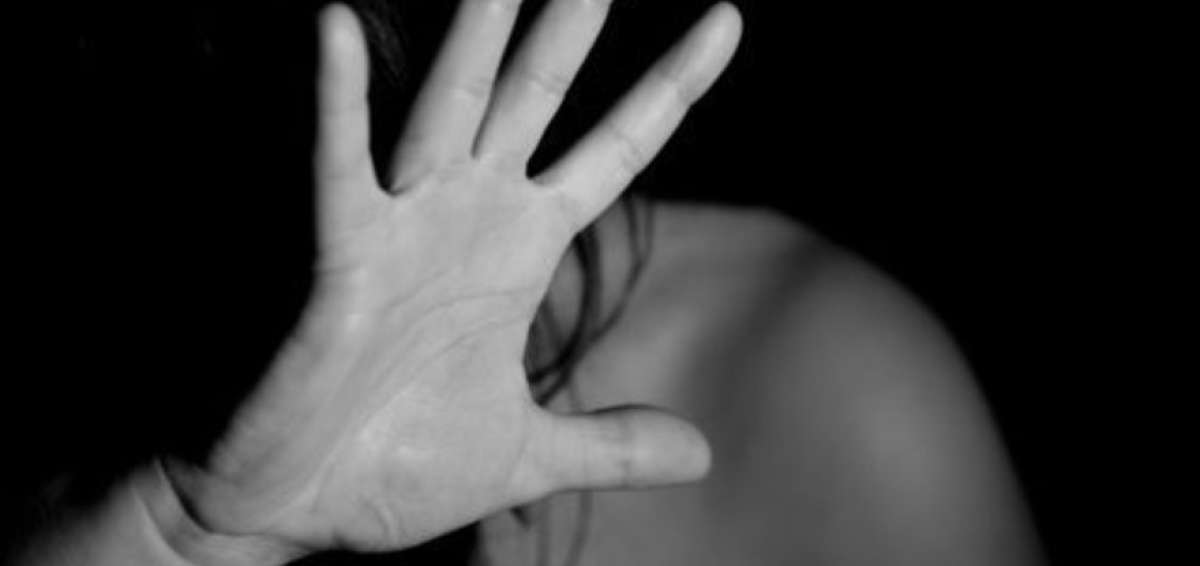 Al d&iacute;a se registran 15 casos de violencia contra la mujer