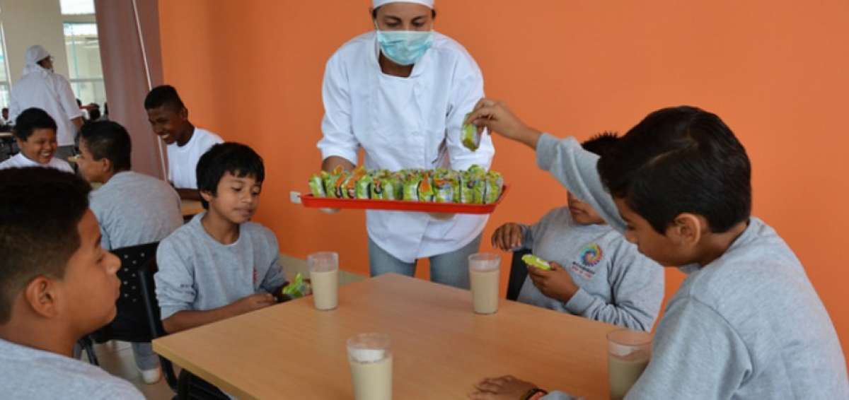 Firman acuerdo para reducir la brecha de desnutrici&oacute;n infantil en Ecuador