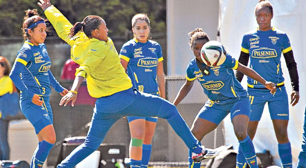 Ecuador y Suiza se juegan su continuidad en el Mundial