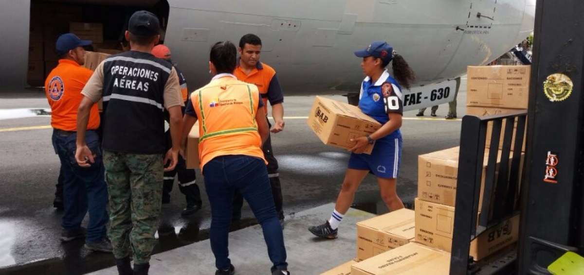 Ecuador env&iacute;a raciones alimenticias a damnificados de Per&uacute;