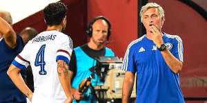 Mourinho regres&oacute; al cuadro londinense en 2013, luego de dirigir al Real Madrid. Foto: @ChelseaFC