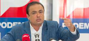 Carrasco: &ldquo;Ojal&aacute; se pueda construir un frente para sostener la gobernabilidad&rdquo;