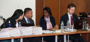 La fiscal general Diana Salazar (c) present&oacute; 34 elementos de convicci&oacute;n o indicios para sustentar su acusaci&oacute;n.