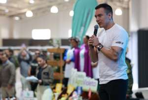 El presidente Daniel Noboa particip&oacute; en Loja en un acto donde se presentaron cifras de cr&eacute;ditos otorgados a la econom&iacute;a popular y a mujeres rurales.