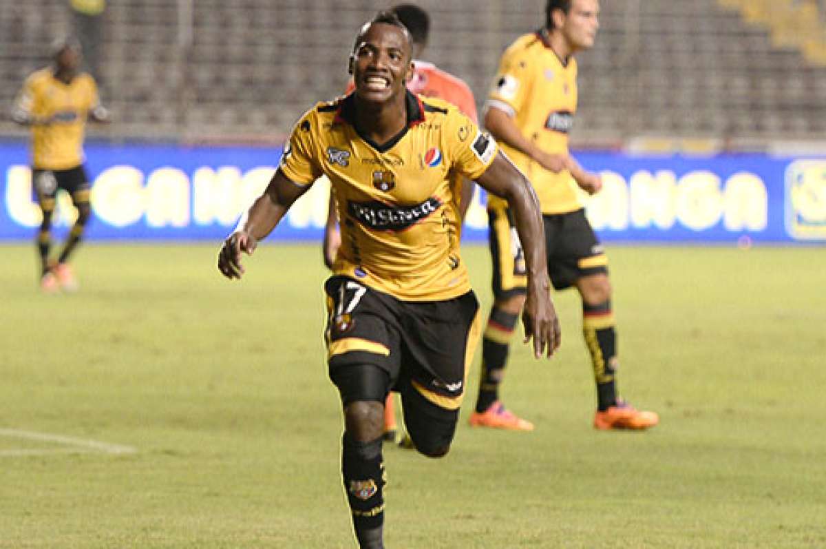 Penilla fue el autor del primer tanto Amarillo y la figura del encuentro por Copa Sudamericana. Foto: Archivo
