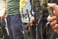 Gobierno colombiano y la principal disidencia de las FARC anuncian un cese al fuego temporal.