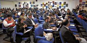 En el seminario se analizaron aspectos de la poblaci&oacute;n, producci&oacute;n, ecosistemas, turismo, entre otros. Foto: Cortes&iacute;a