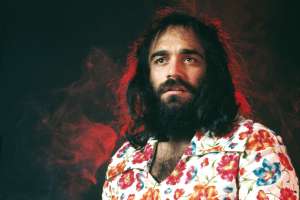 El cantante griego Demis Roussos falleci&oacute; a los 68 a&ntilde;os