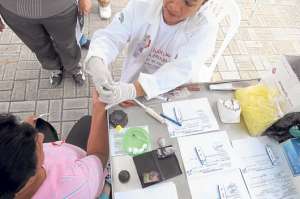 Hace 10 a&ntilde;os el valor mensual de una terapia era de 10 mil d&oacute;lares por infectado. Foto: archivo│El Tel&eacute;grafo