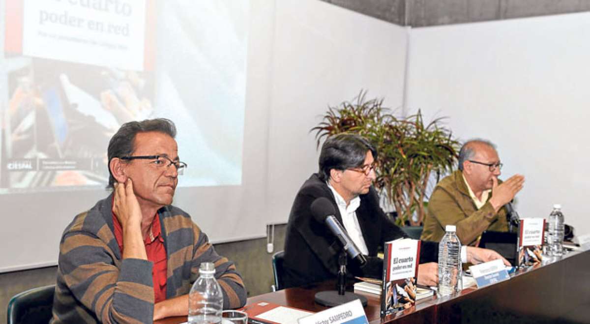 El libro de Sampedro inaugura la colecci&oacute;n &lsquo;Period&iacute;stica y nuevas culturas informativas&rsquo;, que Ciespal dedica a un oficio en constante y perpetua renovaci&oacute;n. Foto: &Aacute;lvaro P&eacute;rez/El Tel&eacute;grafo