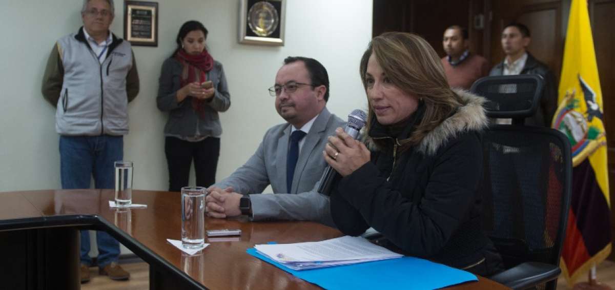 Legisladora pide investigar la venta del banco Banisi, de propiedad de Guillermo Lasso