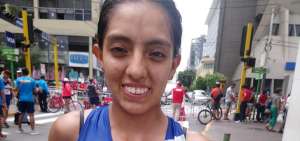 La deportista de 17 a&ntilde;os logr&oacute; el t&iacute;tulo sudamericano en los 10 km con tan solo dos competencias previas. Su pr&oacute;ximo desaf&iacute;o ser&aacute; el Mundial de Bielorrusia. 09