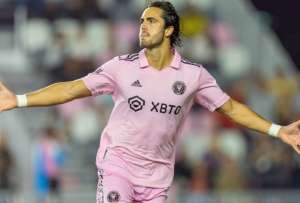 El delantero Leonardo Campana fue presentado en su nuevo club en la MLS.