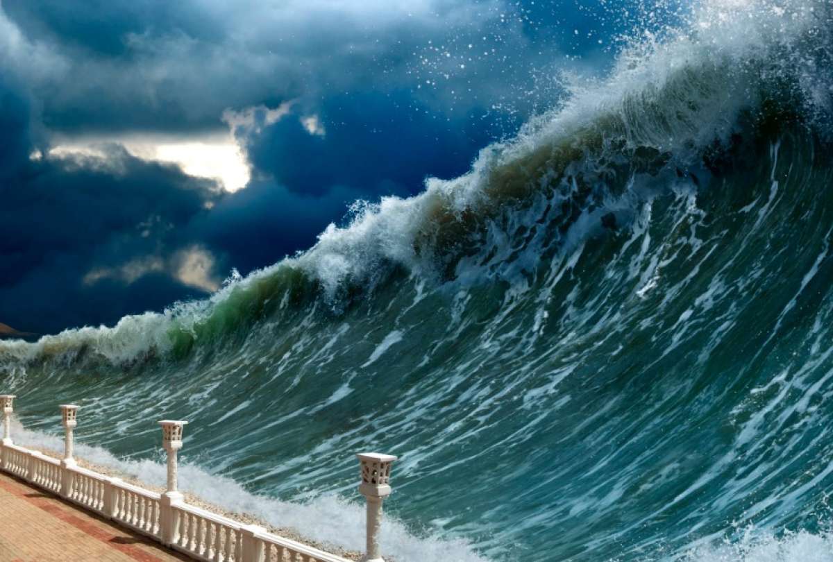 Ministerio de Educación suspende clases presenciales en zonas costeras por alerta de tsunami