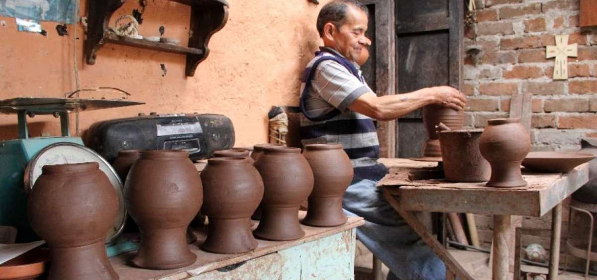 Las comunidades  de Jatumpamba, Pacchapamba y Olleros, pertenecientes a San Miguel de Porotos, provincia del Ca&ntilde;ar, mantienen esta labor tradicional.
