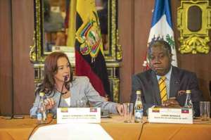 La ministra Mar&iacute;a Fernanda Espinosa se reuni&oacute; en d&iacute;as pasados con su hom&oacute;logo de Hait&iacute;, Lener Renauld. Foto: Fernando Sandoval / El Tel&eacute;grafo.
