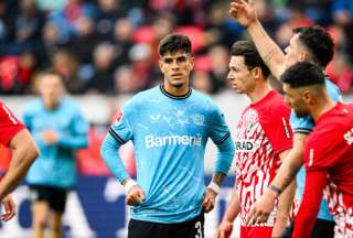 Piero Hincapié fue titular en el partido