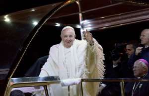 El Papa dice que "di&aacute;logo es indispensable" en diferendo mar&iacute;timo entre Bolivia y Chile
