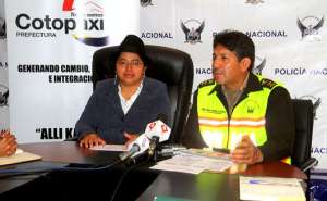 Blanca Guamangate durante una de sus actividades p&uacute;blicas en Cotopaxi.