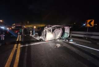 Personal de emergencia atendió a seis personas heridas tras un accidente en Pedro Moncayo. 