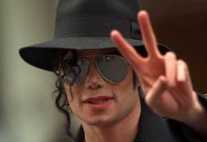 25 a&ntilde;os despu&eacute;s, otra denuncia de violaci&oacute;n cae sobre Michael Jackson