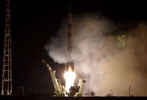 El Soyuz-TMA16M despeg&oacute; como estaba previsto a las 22H42 (19H42 GMT) del cosm&oacute;dromo ruso de Baikonur en tierra kazaja. "El vuelo es normal", anunci&oacute; el control.