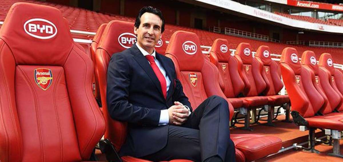 Emery toma el lugar de Arsene Wenger en el Arsenal