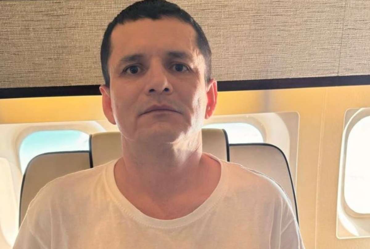 Roberto Carlos A. V., cabecilla de Comandos de la frontera, fue arrestado y est&aacute; retornando al pa&iacute;s.