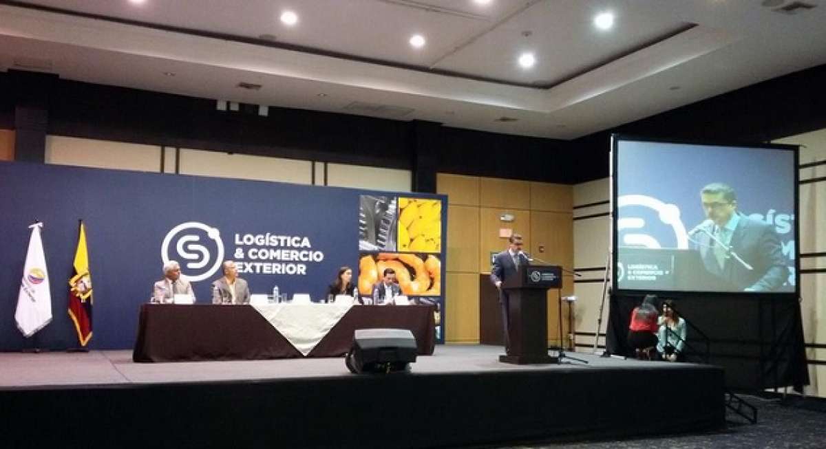 El anuncio se hizo en el marco de la inauguraci&oacute;n del Congreso de Log&iacute;stica y Comercio Exterior en Guayaquil. Foto: Twitter Comercio Exterior