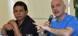 Presidente de la FIFA cierra en Colombia su gira sudamericana