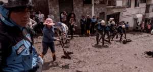 Las lluvias generaron acumulaci&oacute;n de maleza y lodo que taponaron el canal de la parte alta del sector de Osorio.